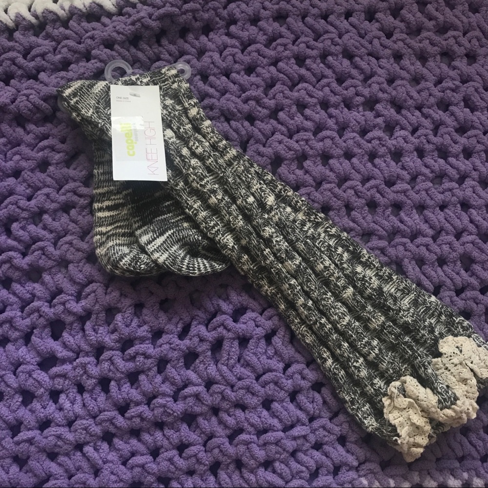 Capelli knee high socks grey and white ruffle NWT